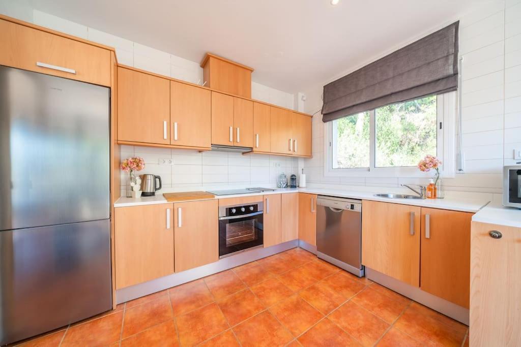 Villa Lovely Breeze, Heerlijk Familiehuis, 7Pers. Льорет-де-Мар Экстерьер фото