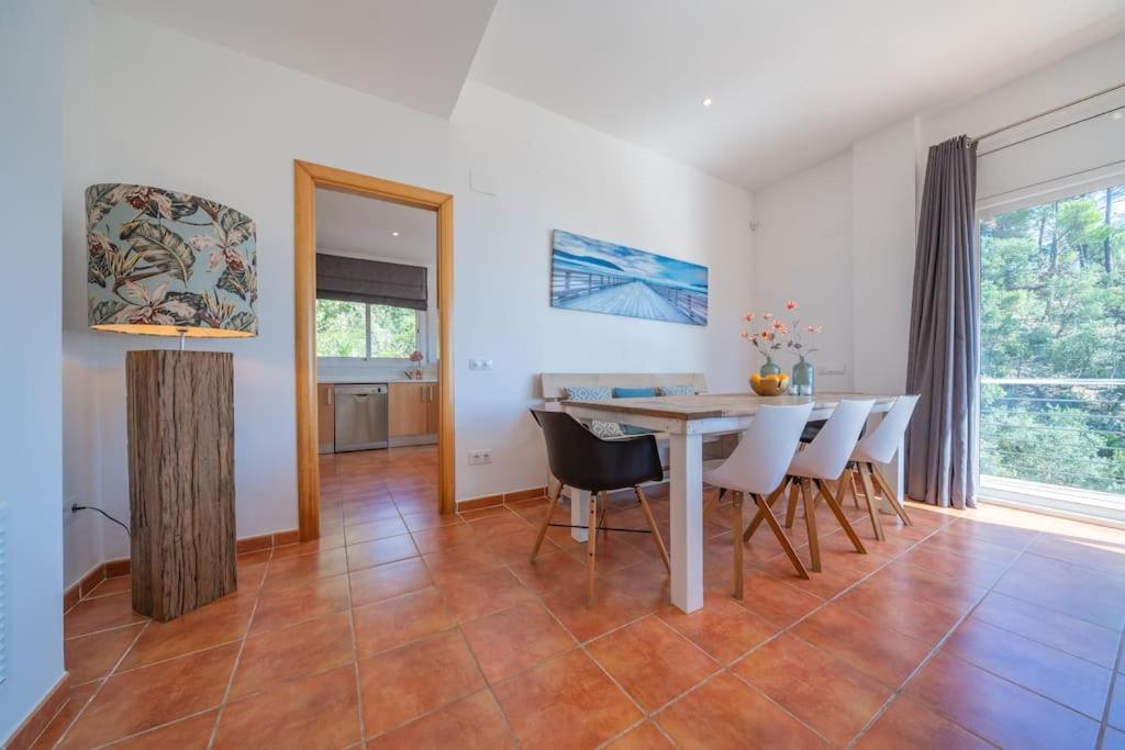 Villa Lovely Breeze, Heerlijk Familiehuis, 7Pers. Льорет-де-Мар Экстерьер фото