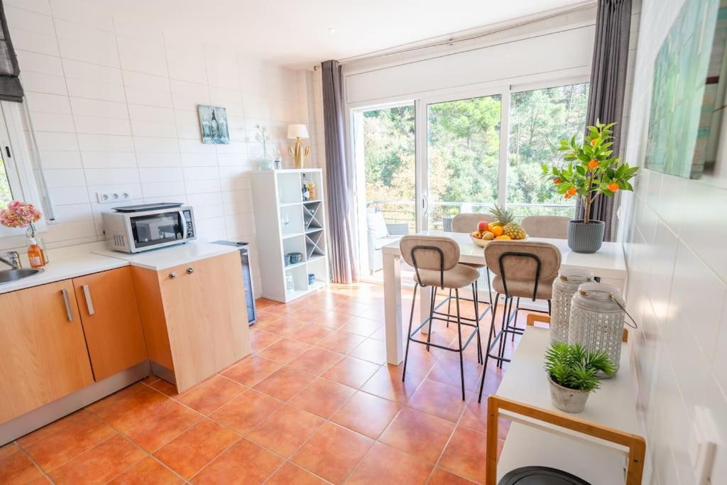 Villa Lovely Breeze, Heerlijk Familiehuis, 7Pers. Льорет-де-Мар Экстерьер фото